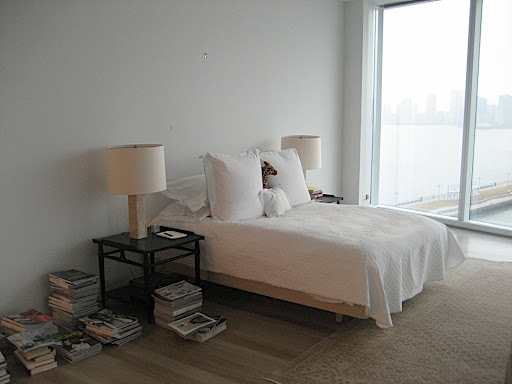 I decided to put my bed in the living room for now so that I can enjoy the incredible views.
