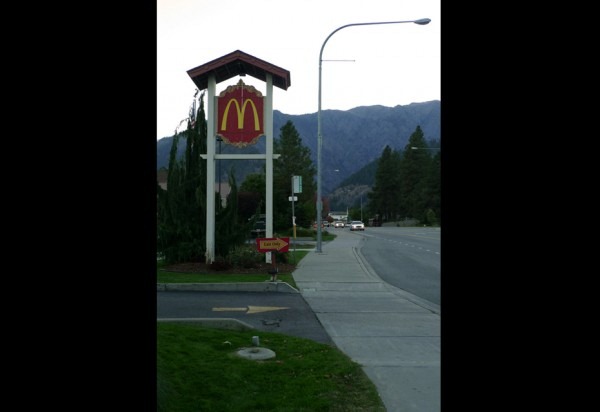 [Bavarian%2520style%2520McDonald%2527s%2520in%2520Leavenworth%252C%2520WA%252C%2520USA%255B2%255D.jpg]