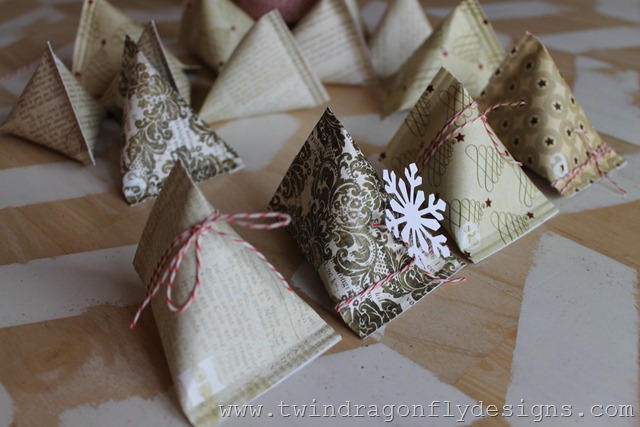 Sour Cream Container Advent Place Setting (10)