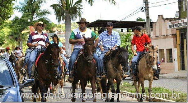 cavalgada da aleluia em itabirinha portal vg (18)