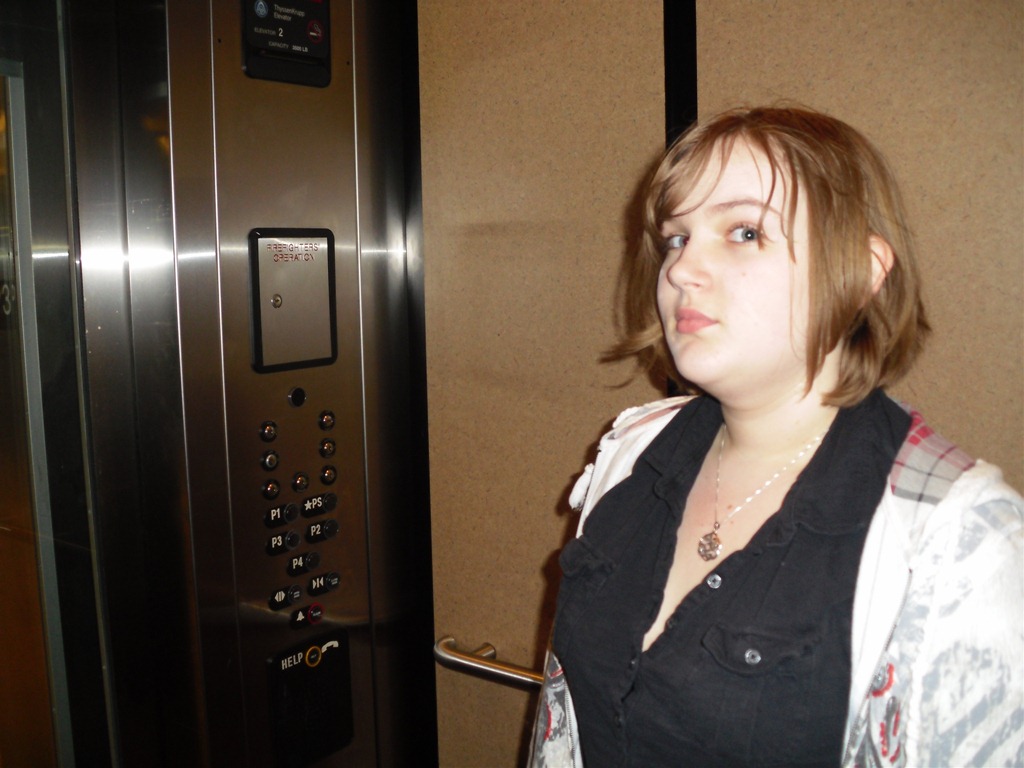 [Caught%2520in%2520the%2520elevator%255B4%255D.jpg]
