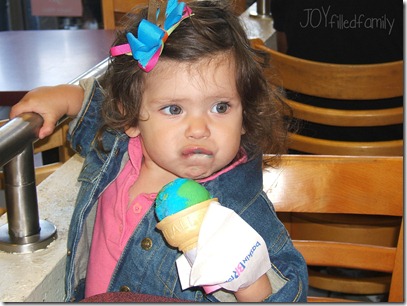 Elexa at Little Flowers Ice Cream Social 5.2.07