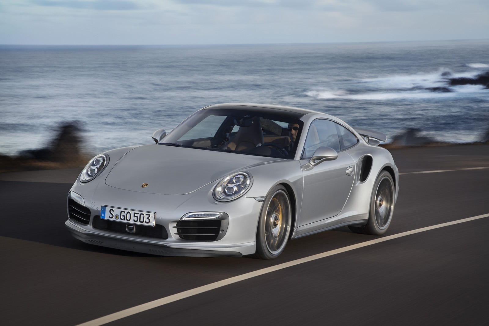 [2014-Porsche-911-Turbo-S-Coupe-1%255B3%255D.jpg]