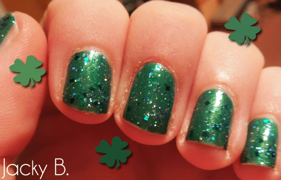 [notd-essence-glitter-topper-06-edward-catrice-ultimate-nail-lacquer-740-king-of-greens-st-patricks-day-st-paddys-day-2%255B4%255D.gif]