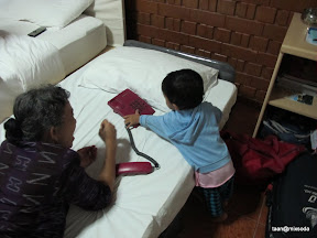 พู่กันเที่ยวหาดบ้านกรูดในวันแม่วันที่ 1
