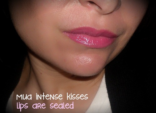 04-mua-intense-kisses-high--intensity-gloss-review-lips-are-sealed-swatch-kiss-and-tell