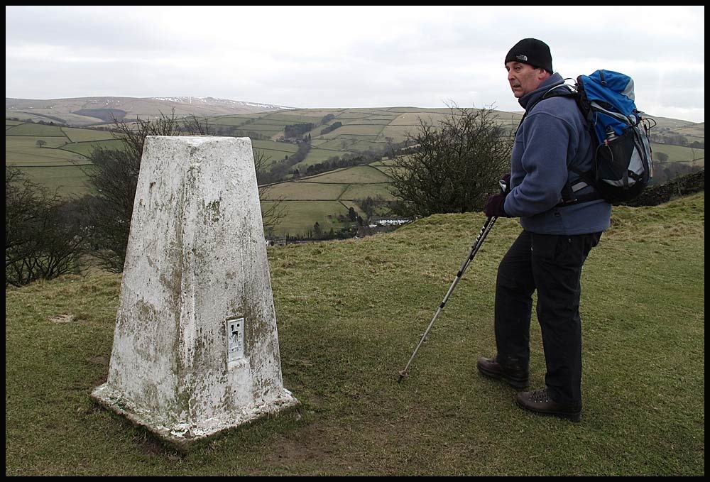 [0107-Kerridge-Hill3.jpg]