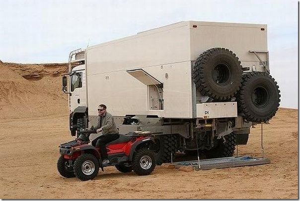 Caminhão perfeito para uma viagem no deserto (13) Caminhão perfeito para uma viagem no deserto (13)