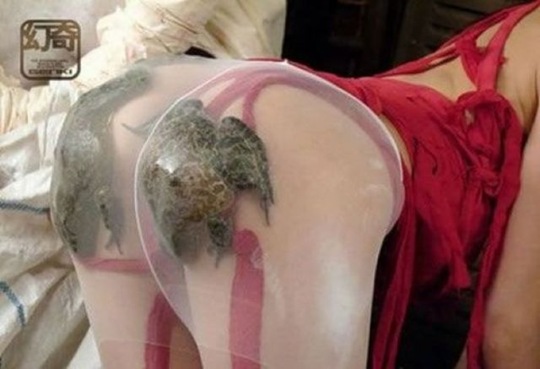 [viral-picdump-pics-697bd8%255B2%255D.jpg]