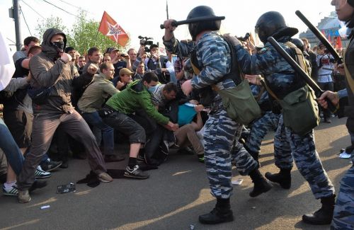 Болотную испытали на зло