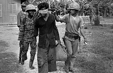 [khmer_rouge4.jpg]