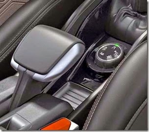 Peugeot-2008-interior-02[3]