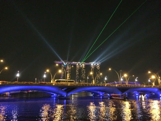 IMG_6587.jpg Laser show - downtown Singapore at night