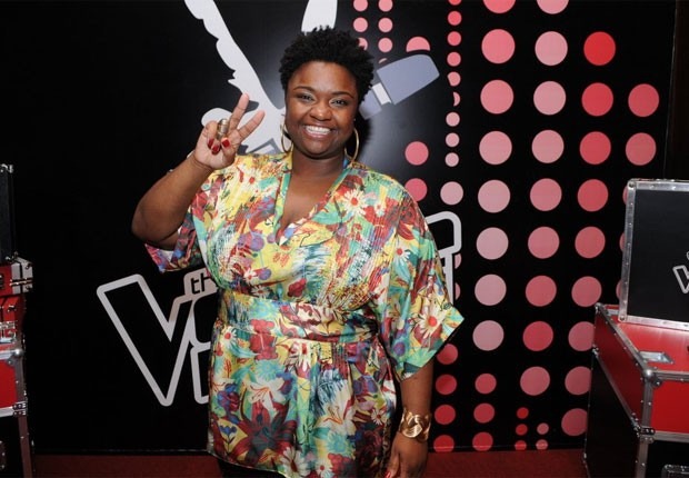 [Ellen%2520Ol%25C3%25A9ria%255B3%255D.jpg]