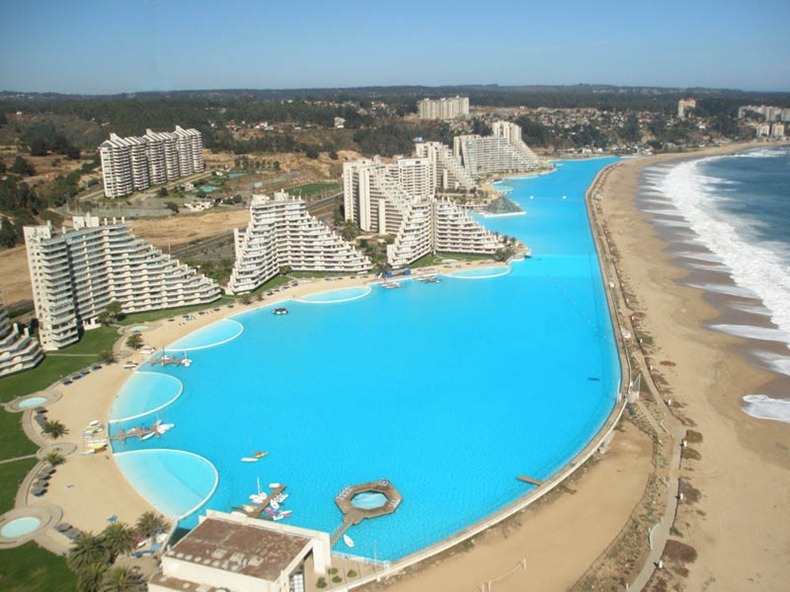  أكبر حمام سباحة فى العالم فى دولة شيلى سياحة 2012 San-Alfonso-del-Mar-13