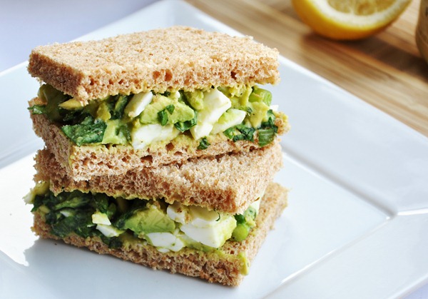 avocado egg salad sandwich 022