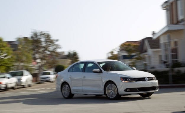 [2011-Volkswagen-Jetta-2.5-SEL%255B2%255D.jpg]