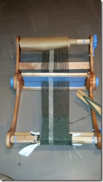 weaving a scarf