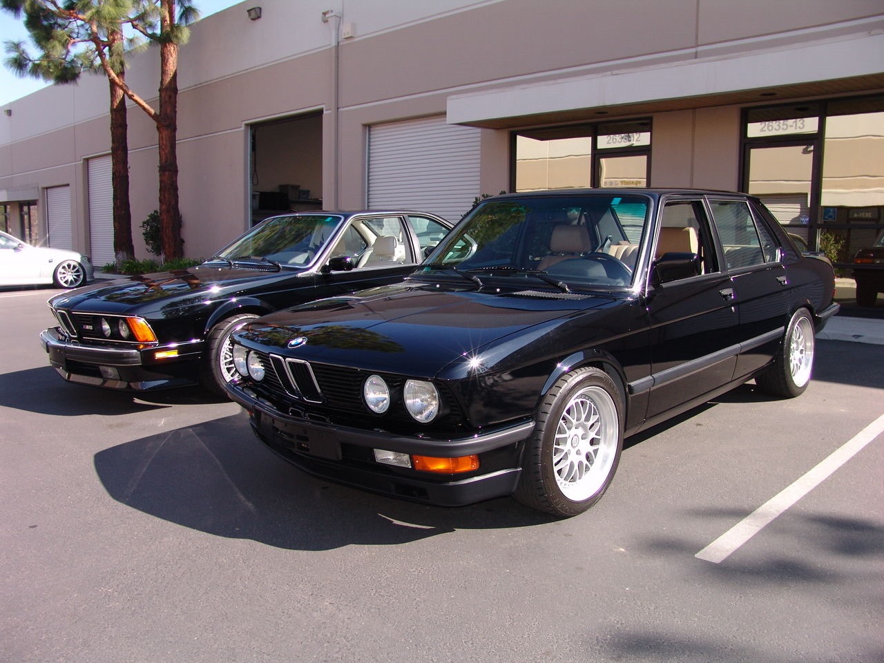 [1988-BMW-M5-Carscoop1%255B2%255D.jpg]