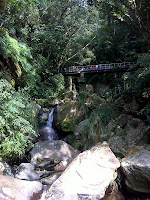 tn_大屯瀑布與第一水管橋.JPG
