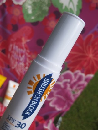 Susan-Posnick-Brush-On-Sunscreen