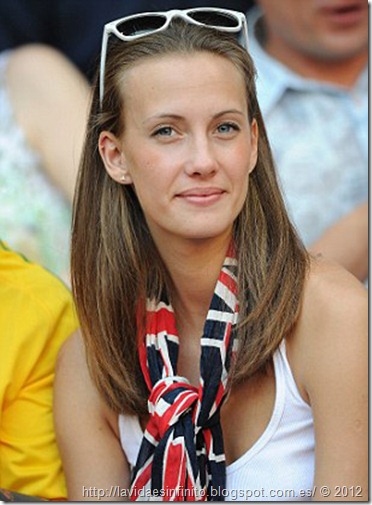 beautiful-english-girl-fan-euro-2012