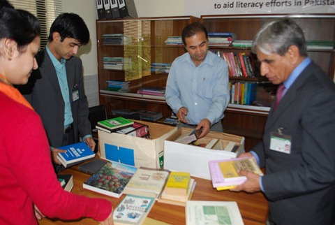 Rotary Books for the World_Hashoo Foundation Distribution (35) Rotary Books for the World_Hashoo Foundation Distribution (35)