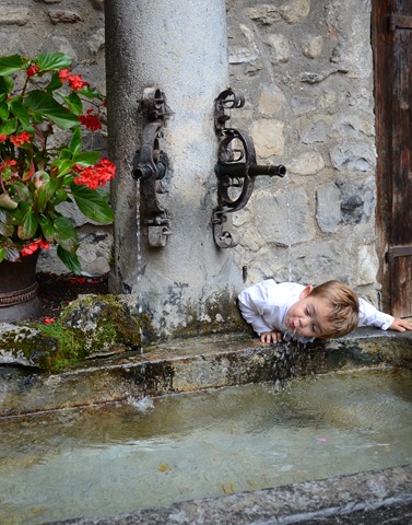 [matthew%255B3%255D.jpg]