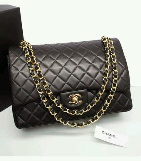 annisa farrel collections chanel maxi lambskin 33 cm original leather annisa farrel collections chanel maxi lambskin 33 cm original leather