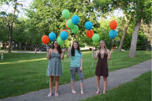 [balloon%2520release%255B6%255D.gif]