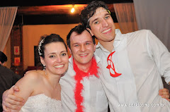 Fotos do evento Carol e Tiago. Foto numero 3276. Fotografia (fotografias) das fotógrafas profissionais Carla Camp e Vivi Peres, de São Paulo, SP, que, usando o fotojornalismo, fazem fotos de casamento (fotografia de casamento), fotos infantil (fotografia de crianças), fotos corportativas (fotografia empresarial), fotos de 15 anos (fotografia de 15 anos), fotos de bodas (fotografia de bodas), fotos de grávidas (fotografia de gestantes), fotos de aniversários (fotografia de aniversário), fotos de eventos sociais, foto autoral, fotos de família, fotos de festas e ensaios fotográficos. fotos casamento são paulo de sao video sp filmagem para noivas sampa 15 anos festa infantil crianças aniversario infantis foto videos e vídeo aniversário modelos convites imagens penteados gravida kits