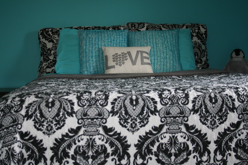 [Brianna-room-25.jpg]