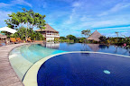Vista Panoramica Piscina e Bungalows