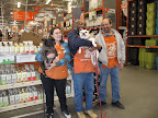 We, Frenchies, love shopping, especially in a place like The Home Depot, which has so many interesting things for your house and garden!