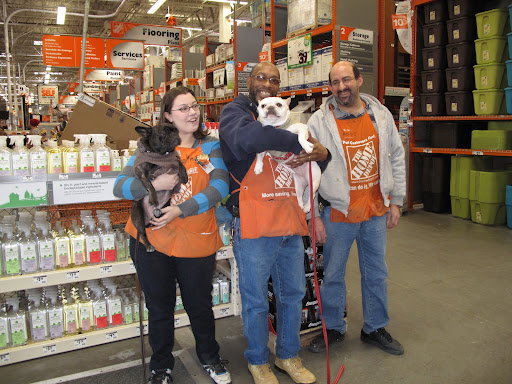 We, Frenchies, love shopping, especially in a place like The Home Depot, which has so many interesting things for your house and garden!