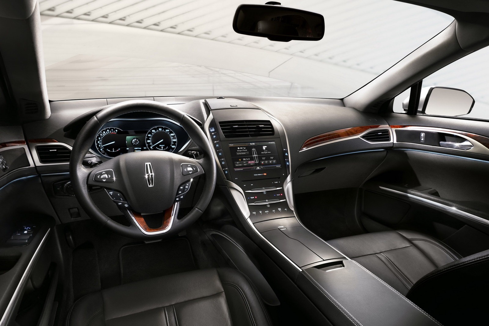 13LincolnMKZ_05_HR%5B2%5D.jpg