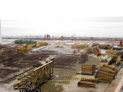 Progress Hotel sedang di lanjutkan, tampak pekerjaan struktur