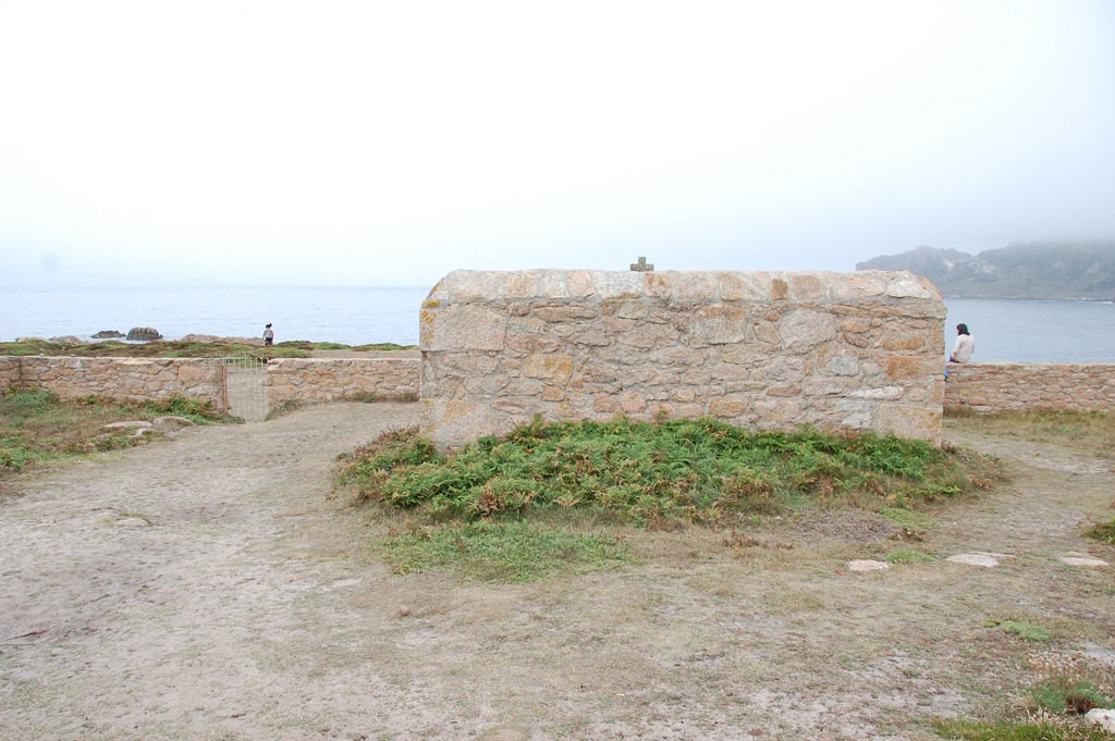 [Oporrak 2011, Galicia -Camariñas, Cementerio de los Ingleses06[4].jpg]