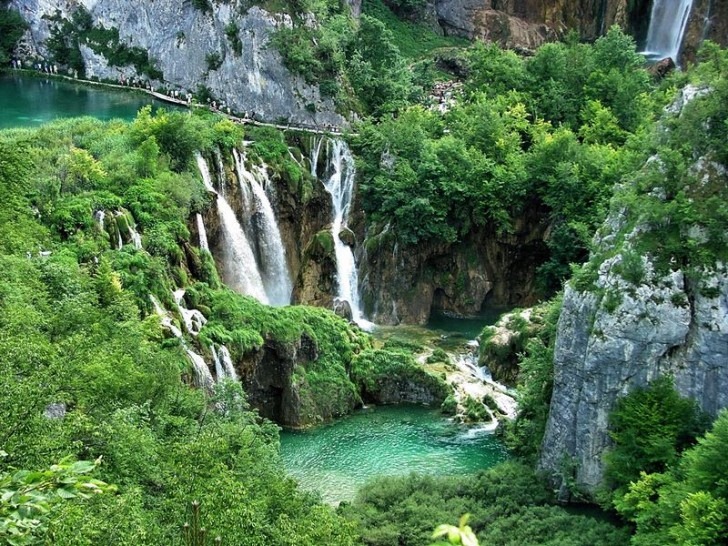 [Plitvice-Lake-Croatia7-728x546%255B4%255D.jpg]