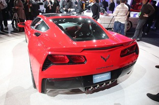 Corvette-Stingray-C72[2]