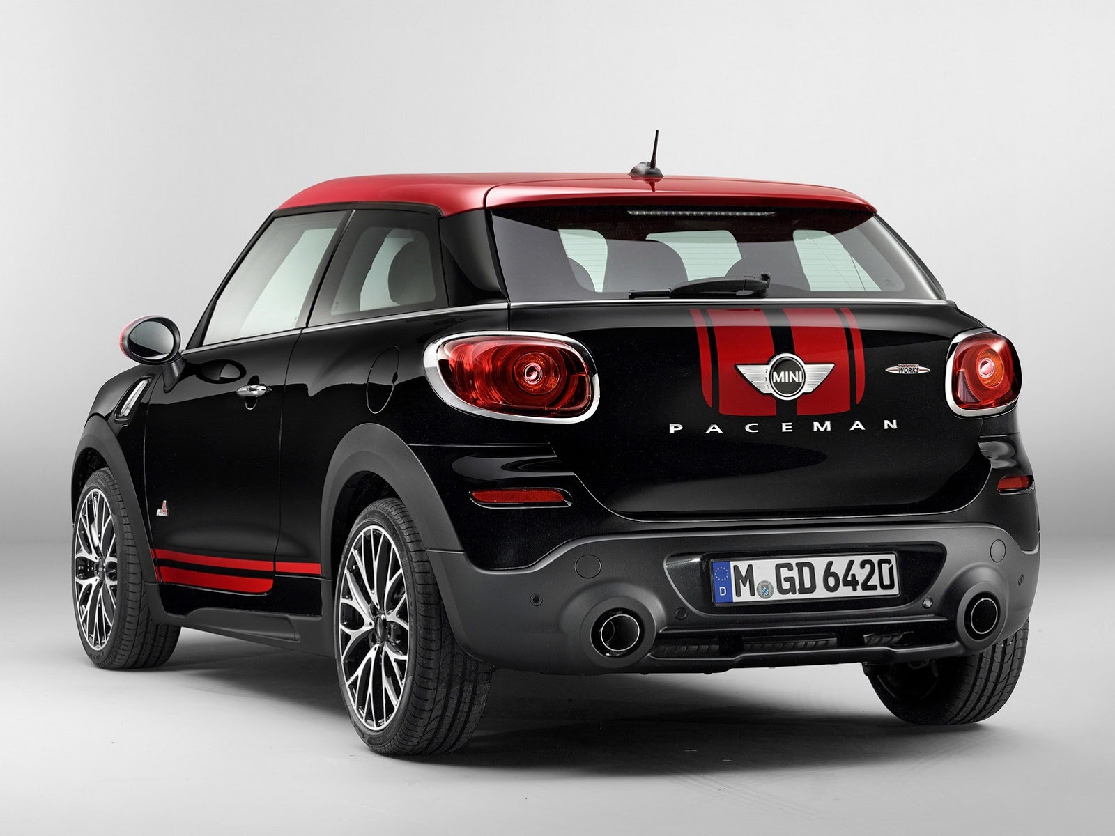 MINI-JCW-Paceman-5[2].jpg
