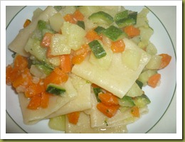 Paccheri tricolori con patate, carote e zucchine (4)