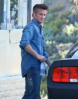 sean-penn-jeans