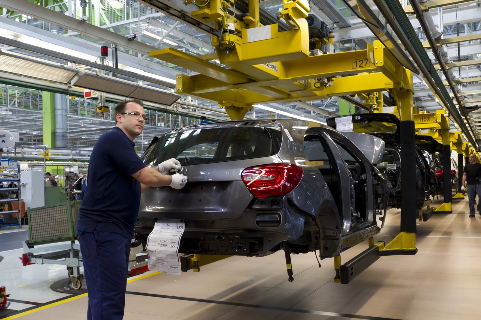 [Mercedes-A-Class-2013-5%255B2%255D.jpg]
