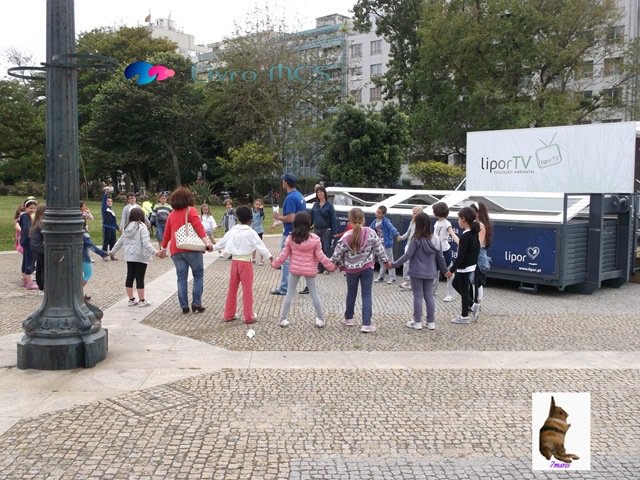 [Bolg%2520Gazeta%2520de%2520Espinho005%2520Livro%2520MCS%255B2%255D.jpg]