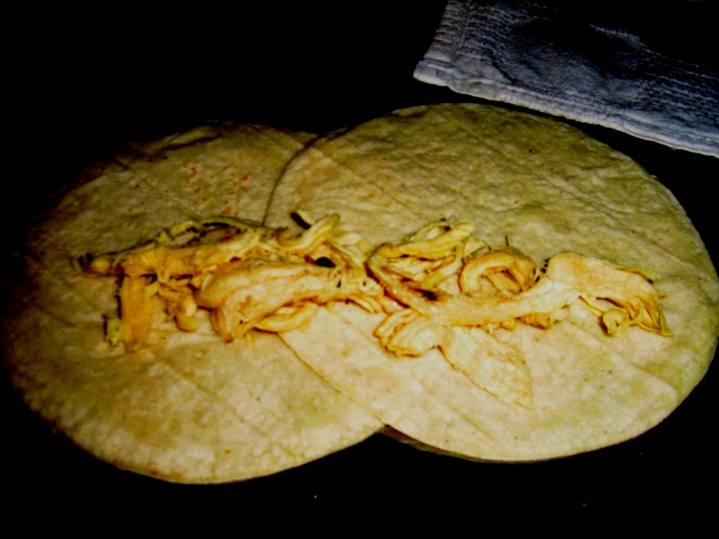 [1--TORTILLAS-TRASLAPADAS-SE-PONE-LA-%255B1%255D.jpg]