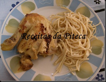 Frango corado no forno Frango corado no forno