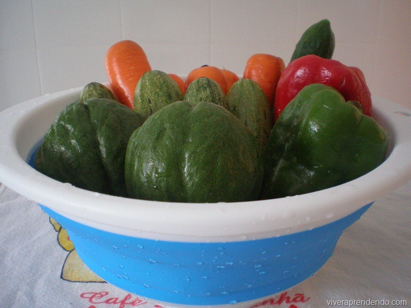 [Higienizando%2520Legumes%2520e%2520Vegetais%255B5%255D.jpg]