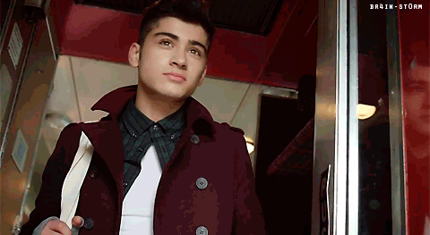[zaynmalikisamaZAYNlol%2520%25281%2529%255B3%255D.gif]
