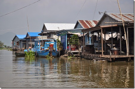 Cambodia Kampong Chhnang floating village 131025_0247